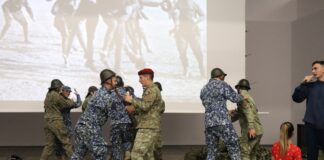 (Galerie FOTO) Armistițiu de Crăciun. Spectacol inedit la Boboc