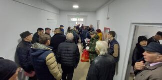 (FOTO) Sute de buzoieni, permise și înmatriculări fără programare