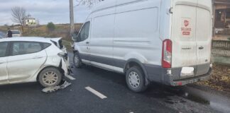 (FOTO) Tânără rănită, într-un accident pe E85, la Potîrnichești