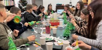 (VIDEO) S-a deschis Atelierul lui Moș Crăciun. Copiii, așteptați la Biblioteca Județeană