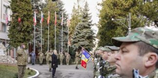 (FOTO) Ministrul Apărării, în vizită la Buzău