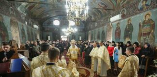 (Galerie FOTO) ÎPS Ciprian a slujit la C.A. Rosetti