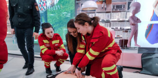(VIDEO/FOTO) ,,Maratonul Resuscitării”. Buzoieni instruiți de voluntarii UPU-SMURD