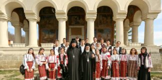 (FOTO) A oficiat ÎPS Ciprian. Buna Vestire, sărbătorită la Mănăstirea Ciolanu