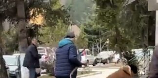 (VIDEO) Femeie doborâtă de câine. Incident la Nehoiu