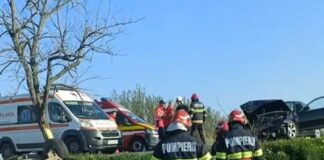 (UPDATE/FOTO) Grav accident pe DN 2B, la Poșta Cilibia. Mașină răsturnată