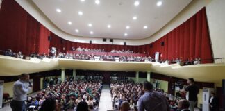 (FOTO) Sute de elevi, dezbateri în cadrul campaniei anti-bullying promovate de Cătălin Moroșanu și Consiliul Județean