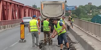 Atenție, șoferi! Va fi și mai aglomerat pe Podul Mărăcineni. Încep noi lucrări de plombare