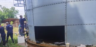 (FOTO) Sătenii din Gherăseni au rămas fără apă. Când ar putea fi rezolvată avaria apărută la bazinul de alimentare
