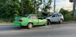 (UPDATE/FOTO) Grav accident la Pârscov. ,,Trei persoane sunt evaluate medical”