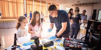 (FOTO) Copiii, provocați la activități inedite, la ,,Noaptea Cercetătorilor”