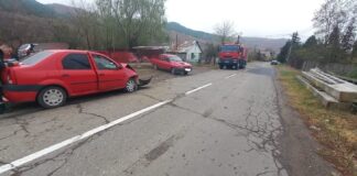 (FOTO) Patru persoane, rănite într-un accident produs la Vintilă Vodă