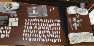 (VIDEO/FOTO) Drogurile ajungeau și la minori din Buzău! Rețeaua, destructurată. Trei traficanți, în arest