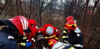 Persoană căzută în fântână, la Balta Albă