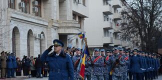 (FOTO) Pluton de elevi de la Boboc, la ceremonia organizată la Focșani