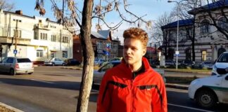 Colegiul Hasdeu, obligat să-i plătească 3000 de euro unui fost elev. De la ce a pornit procesul