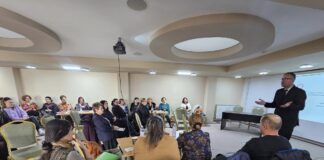 (FOTO) Dezbatere UNICEF pe tema dreptului la educație. Prefect: ,,Este nevoie de profesioniști…”
