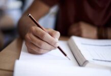 (UPDATE) Boicotul boicotului, la simularea evaluării naționale, în județul Buzău