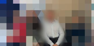 Profesor acuzat de infracțiuni sexuale. Ce reclamă două eleve