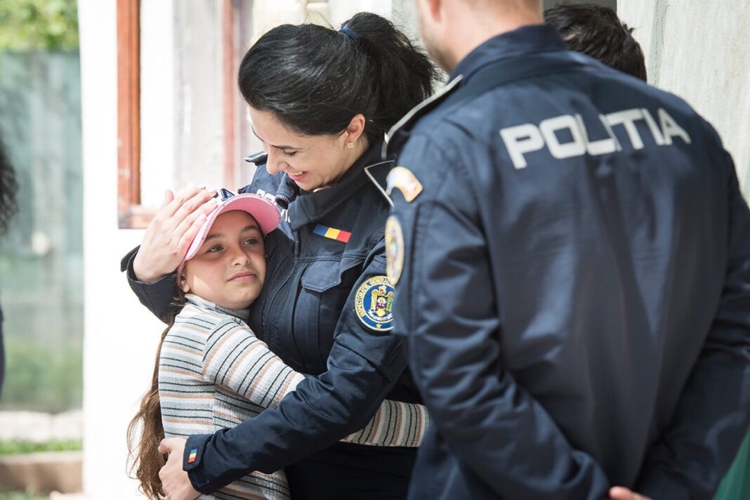cadouri de Paște oferite de polițiști (4)