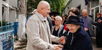 (FOTO) Pachete pentru buzoienii din Consiliul Județean al Persoanelor Vârstnice