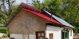 Galerie FOTO. Cadouri pentru copii sărmani. ,,Iepurașul” a venit din partea OFSD și TSD Buzău