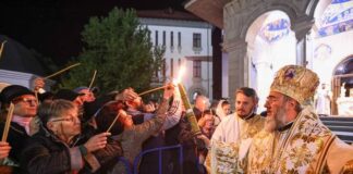(VIDEO/FOTO) Hristos a Înviat! IPS Ciprian: ,,Vă îndemn, iubiți credincioși, să nu permiteți ca frica de moarte să vă copleșească mintea și sufletul”