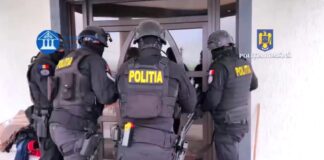 (UPDATE/VIDEO) Mascații au descins peste Cosmin Uraganu și Neymar de Calvini. Afaceri ilegale cu mobilă de lux din Egipt