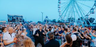 (VIDEO/FOTO) Horia Brenciu, senzație în Drăgaică! Mii de buzoieni au cântat alături de îndrăgitul artist