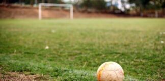 Arbitru lovit, meci întrerupt. Tânărul ,,central”, la spital