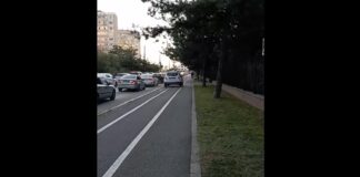 (VIDEO) Gestul neobișnuit al unui șofer buzoian, devenit viral. Ce amendă a primit de la Poliție