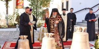 (FOTO) Clopote de la o celebră turnătorie din Austria, sfințite pentru Catedrala Voievodală din Buzău