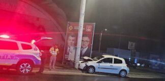 (UPDATE/FOTO) Impact cu un stâlp, pe Calea Eroilor. Zi plină de accidente