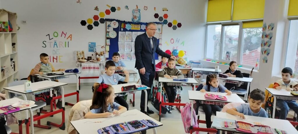 120 de ani școala gimnazială Săpoca