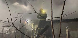 (FOTO) Incendiu la o casă din municipiul Buzău