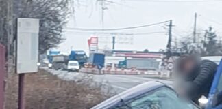 (FOTO) Bărbat rănit într-un accident pe E85, în Spătaru