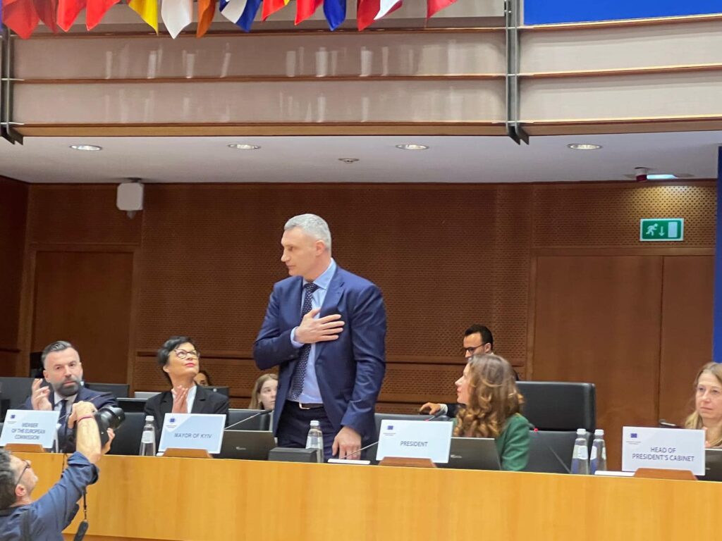 primar Constantin Toma Comitetul European al Regiunilor