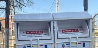 (FOTO) Au apărut și în Mărăcineni. Containere pentru colectarea hainelor