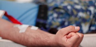 (FOTO) Elevii și cadrele de la școala militară de la Boboc, din nou donatori