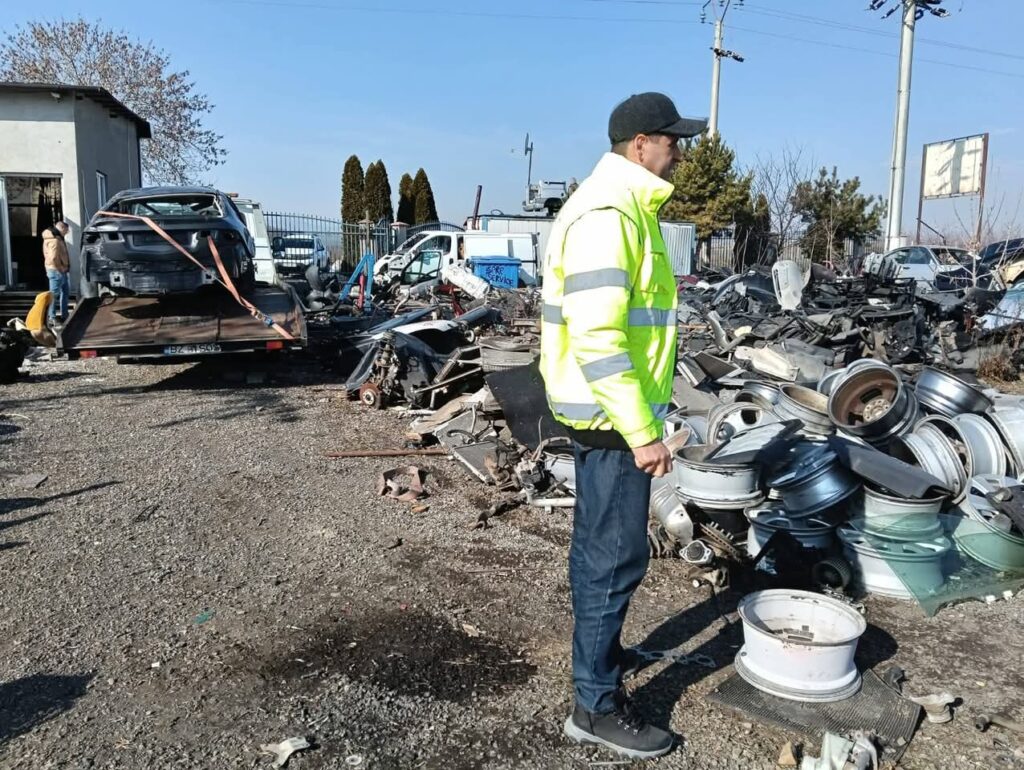 amenzi depozit dezmembrări auto Râmnicu Sărat, amenzi Garda de Mediu Buzău