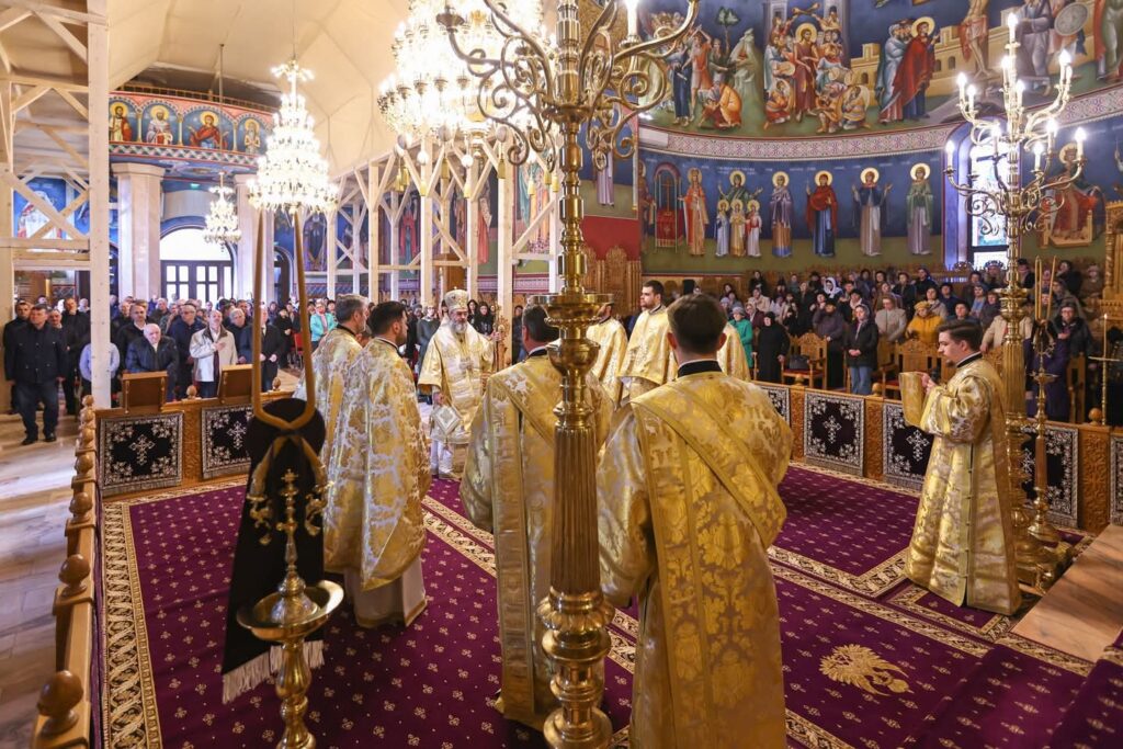 Catedrala Arhiepiscopală "Adormirea Maicii Domnului" Buzău, Catedrala arhiepiscopală „Înălţarea Domnului“, Duminica Ortodoxiei