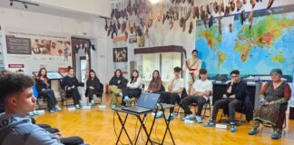 (FOTO) ,,Călător în lumea emoțiilor”, la Muzeul Județean