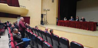 (FOTO) Noul prefect, Liliana Sbîrnea, întâlnire cu primarii din zona Râmnicului
