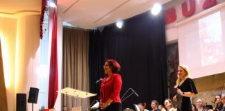 (FOTO) Șefa de la Casa Albă, prezentă la Relativity Robotics Challenge și la Gala excelenței în educația buzoiană