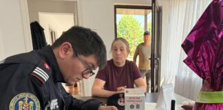 (FOTO) 500 de detectoare de fum vor fi montate gratuit în comunitățile din județul Buzău. Campania „Detector pentru viață!”