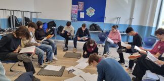 Proiect inovativ de teatru cu roboți, la Teatrul „George Ciprian” Buzău