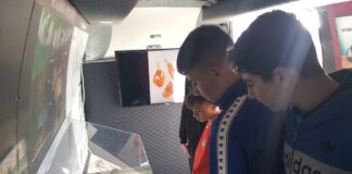 (FOTO) Muzeul Mobil continuă periplul prin județ