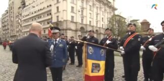 (VIDEO) Drapelul de Luptă al Jandarmeriei Buzău, decorat de președinte cu Ordinul Național „Bărbăție și Credință” în grad de Cavaler