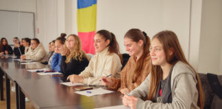 Doi din zece copii din mediul rural nu sunt ajutați la teme. World Vision România, parteneriat strategic pentru viitorul educației