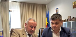 (FOTO) A fost semnat contractul pentru o rețea de gaze în comuna Balta Albă